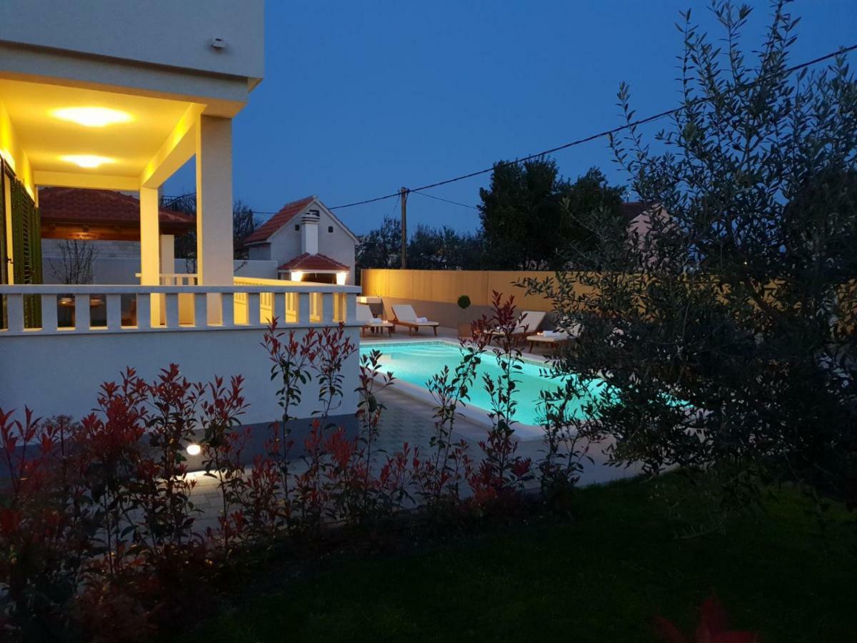 Villa Rosa Ventorum With Private Pool Near Split Kaštela Extérieur photo